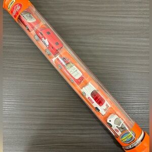 COCA-COLA MATCHBOX Set of 5 Cars in Connectable Play Tube 1999